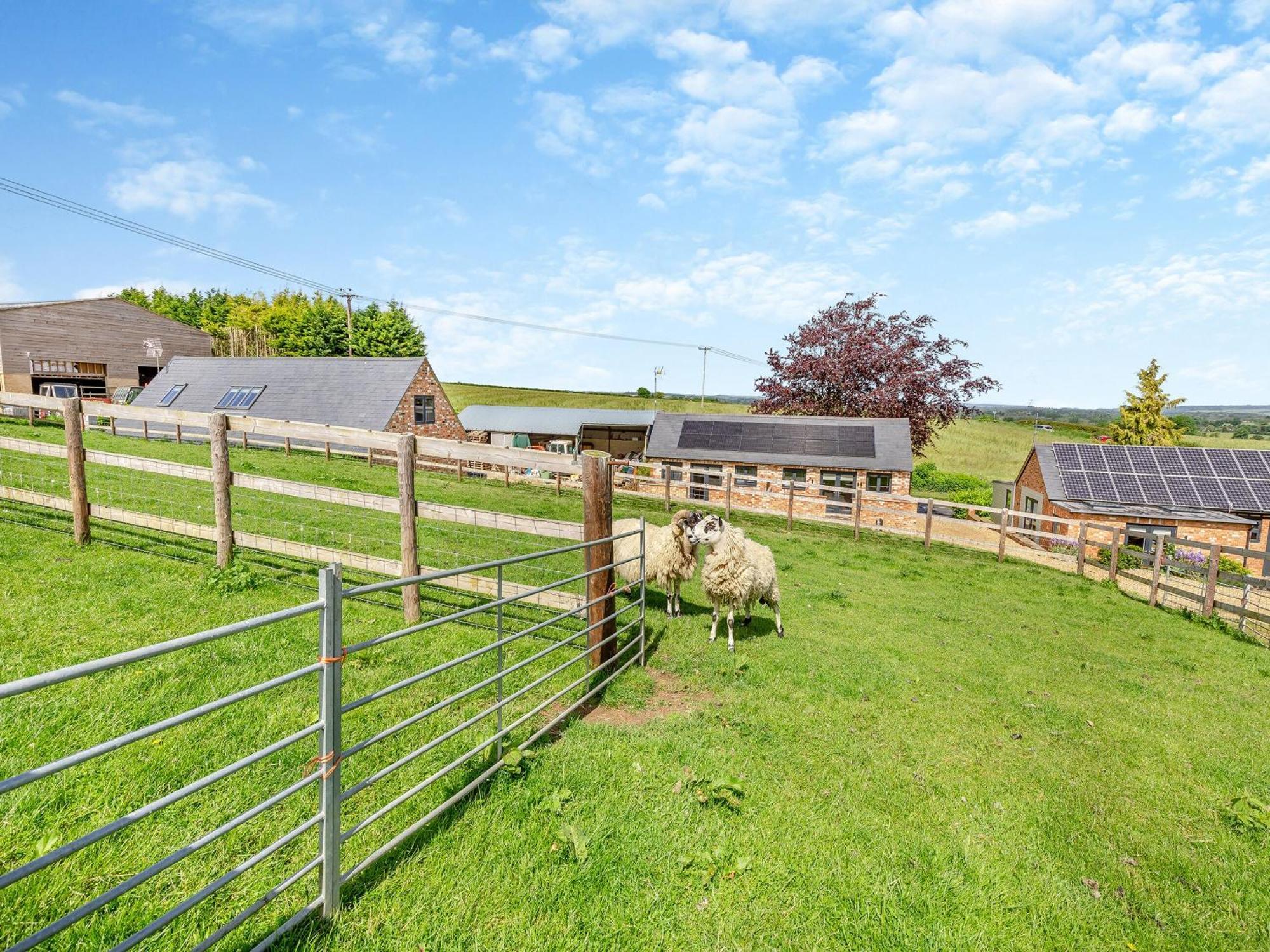 The Old Stables 1 - Uk46682 Villa Shipton under Wychwood Exterior photo